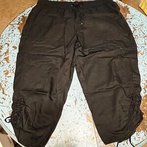 Lane Bryant Black cargo-styled capris